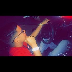 Meet your Posher, Alex